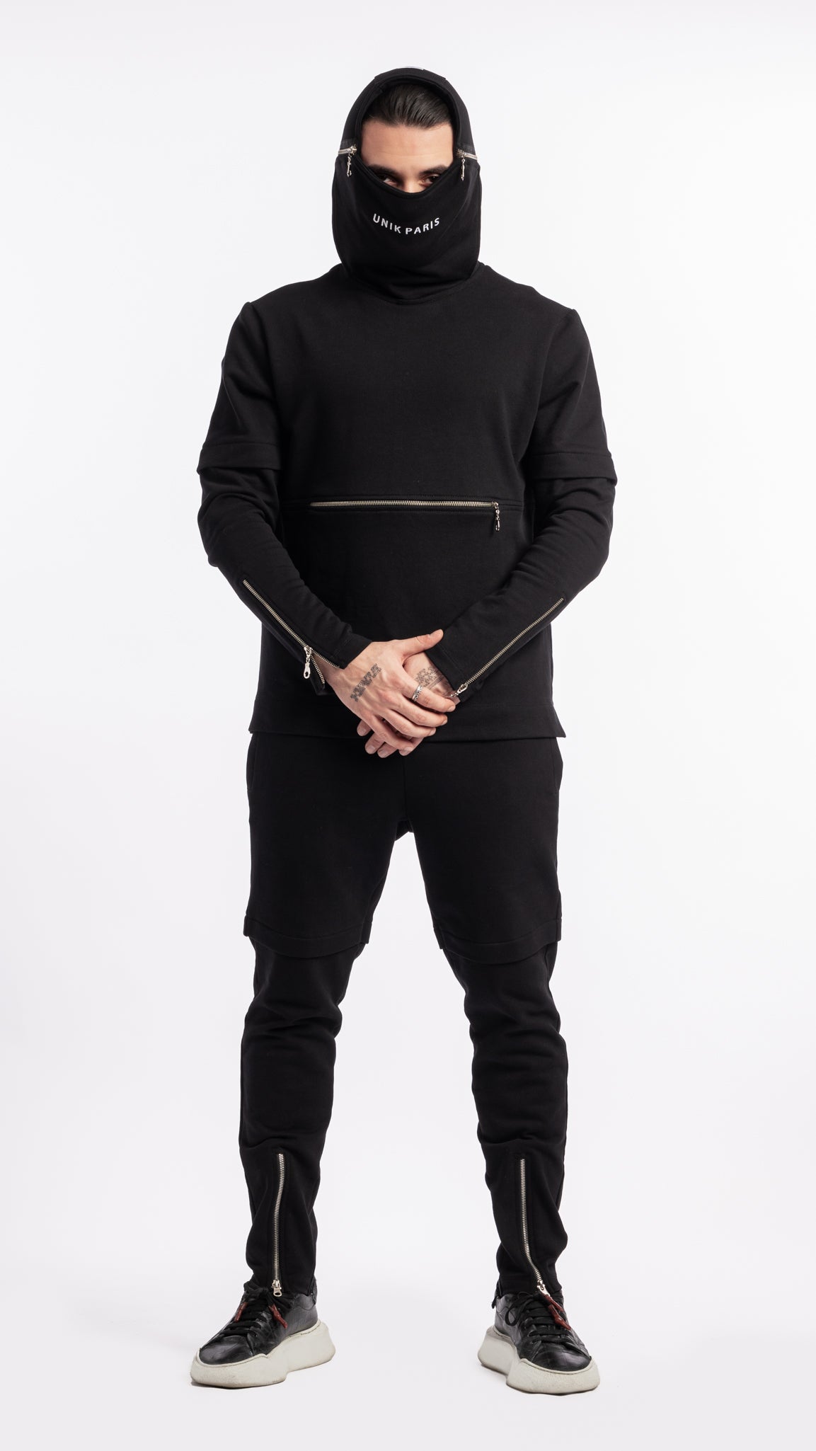 Sweat noir à capuche Unik Paris en coton avec logo brodé
