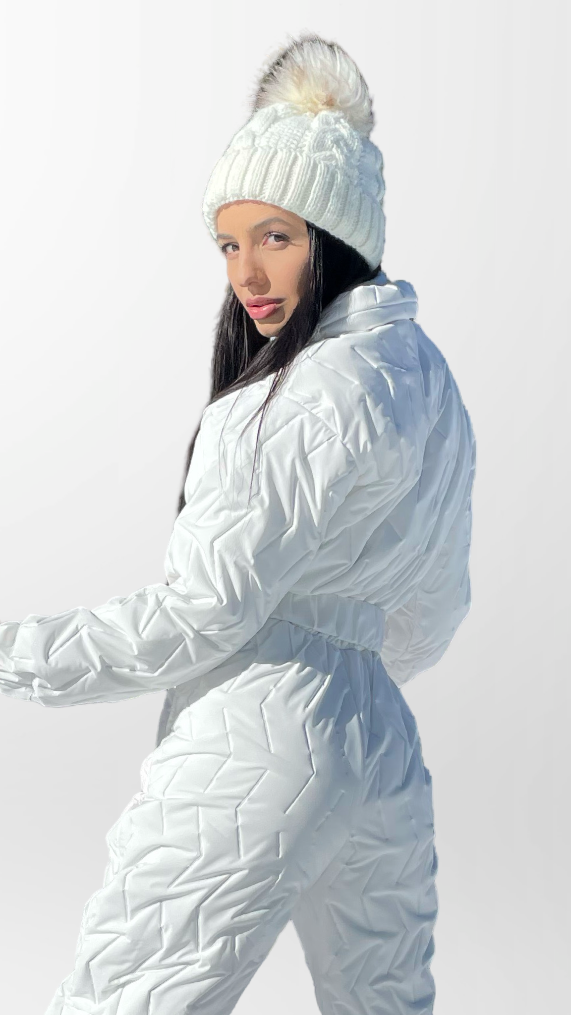 WATERPROOF AND WINDPROOF SKI SUIT